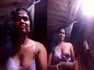 Today Exclusive- Village Bhabhi Showing Her Boobs Part 1