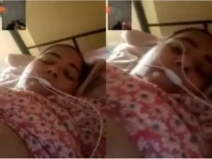 Today Exclusive- Horny Desi Bhabhi Showing Her Boobs and Pussy On Vide Call Part 1