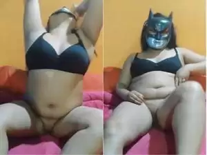 Today Exclusive-Horny Desi Girl Showing Her Pussy Part 2