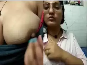 Today Exclusive- Sexy Desi Girl Showing Her Boobs and Fucked Part 2