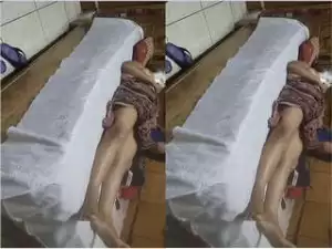 Today Exclusive- Desi Cpl Romance and Blowjob Part 1