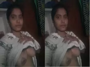 Today Exclusive- Bhabhi Record Her Pissing Video