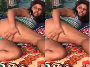 Today Exclusive- Horny Nri Wife Pussy Licking By BF Part 1