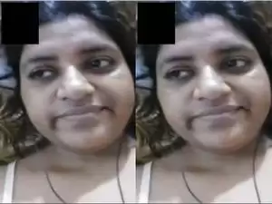 Today Exclusive- Boudi Showing her Pussy