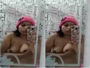 Today Exclusive- Desi Girl Record Her Selfie Part 2