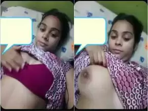 Today Exclusive- Cute Desi Girl Showing Her Boobs and Pussy On Video Call part 1