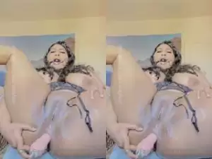 Today Exclusive- Horny NRi Girl Play with Dildo Part 1