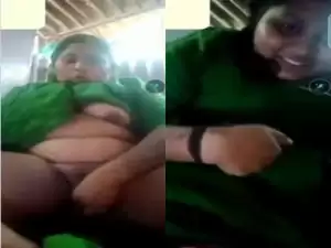 Today Exclusive-  Desi Mallu Girl  Showing Her Boobs and Pussy Part 1