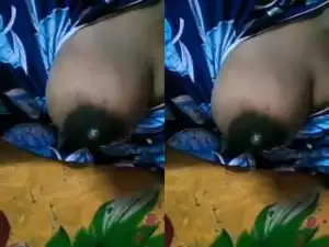 Today Exclusive- Bhabhi Showing Her Big Boobs