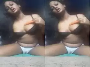 Today Exclusive- Horny Desi Girl Enjoy With Carrot Part 2