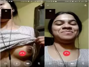Today Exclusive- Desi Girl Showing Her Boobs on Video Call