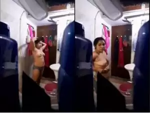 Today Exclusive- Sexy Desi bhabhi bathing Record in Hidden Cam Part 2