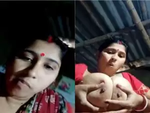 Today Exclusive- Horny Desi Boudi Showing Her Big Boobs and Wet Pussy Part 1