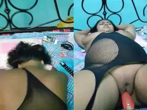 Today Exclusive- Sexy Desi Boudi Masturbating with Dildo and Fucked Part 2