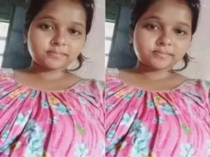 Today Exclusive- Sexy Desi Girl Showing her Boobs and Pussy Part 1