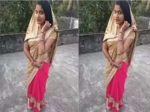 Today Exclusive- Sexy Desi Bhabhi Showing Her Boob and Pussy on Video Call