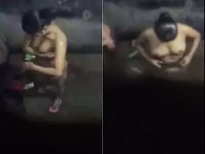 Today Exclusive- Desi Tamil Bhabhi Bathing