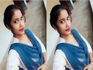 Today Exclusive-Sexy Odia Bhabhi Showing Her boobs and Pussy