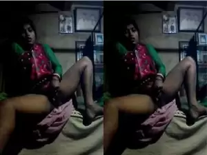 Today Exclusive- Horny Desi Bhabhi Fingerring