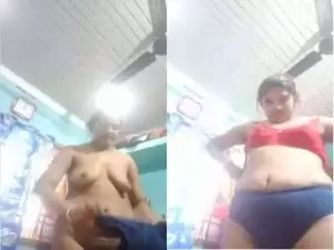 Today Exclusive-Desi Bhabhi Record Her Dress Changing Video For Lover