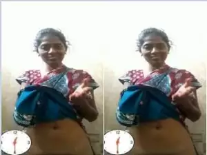 Today Exclusive- Desi Village Girl Showing her Pussy On VC
