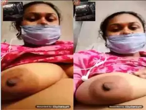 Today Exclusive- Sexy Desi Boudi Showing Her big Boobs and Pussy On Video Call