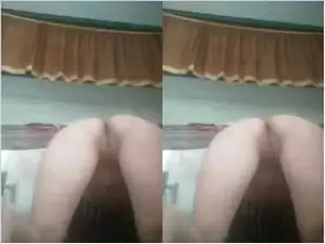Today Exclusive- Desi Village Girl Showing Her Ass and Pussy