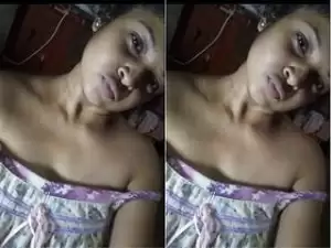 Today Exclusive- Cute Lankan Girl Showing Her Boobs and Pussy