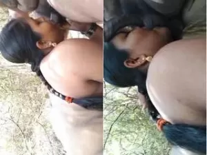 Today Exclusive- Tamil Wife OutDoor Blowjob and play with Dildo Part 1