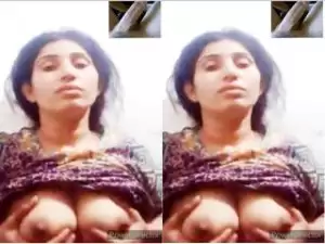 Today Exclusive- Paki Girl Showing her Boobs Part 10