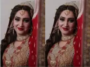 Today Exclusive- Horny Paki Bhabhi Showing Her Boobs