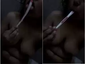 Today Exclusive- Paki Girl Showing Her Boobs Part 2