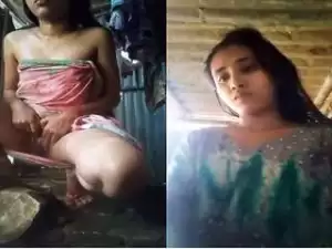 Today Exclusive- Cute Bangla Girl Showing Her Pussy
