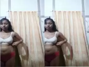 Today Exclusive-Desi Girl Strip her Cloths and Showing Her Nude Body Part 2