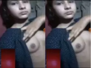 Today Exclusive- Cute Bangla Girl Showing boobs on Video Call