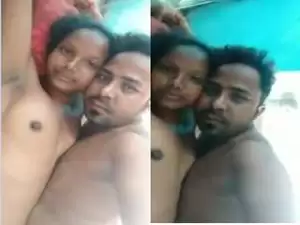 Today Exclusive- Desi Village Lover Fucking