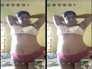 Today Exclusive- Sexy Desi Bhabhi Blowjob and Fucn with Hubby Part 1