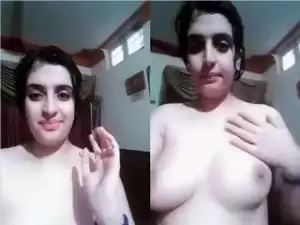 Today Exclusive- Paki Girl Record her Nude Video