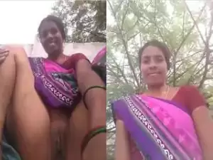 Today Exclusive- Desi Village Bhabhi Record Her Pussy Video