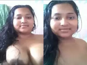 Today Exclusive- Desi Boudi Showing Her Big Boobs