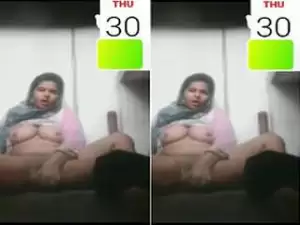 Today Exclusive- Horny Paki Wife  Masturbating Part 1