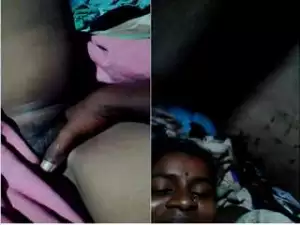 Today Exclusive- Village Wife Boob Pressing and Pussy Fingerring