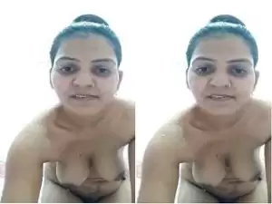 Today Exclusive- Sexy Desi Bhabhi Record her Nude Video For Lover part 1