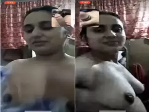 Exclusive- Horny Indian Bhabhi Showing Her Boobs On Video Call
