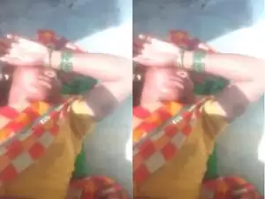 Today Exclusive- Desi Bhabhi Bathing and Fucking Video Record By Dewar Part 2