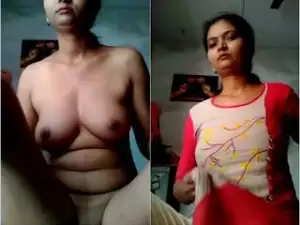 Today Exclusive- Hot Desi Girl Showing Her Boobs and Pussy