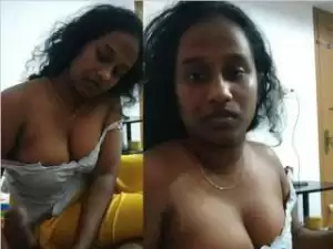 Today Exclusive-Sexy Desi Bhabhi Give Handjob