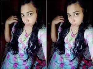Today Exclusive-Cute Bangla Girl Showing her Boobs And Pussy Part 1