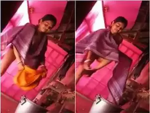 Today Exclusive- Wife After Bathing Video Record By Hubby