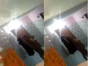 Today Exclusive- Desi Tamil Bhabhi Bathing Record In Hidden Cam